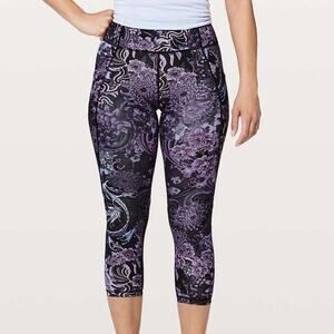 Lululemon Time To Sweat Crop 23" Memoir Multi Purple Women's Size 2 EUC